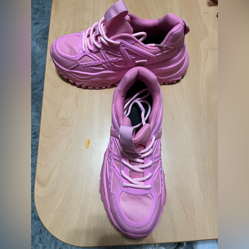 Pink tennis shoes